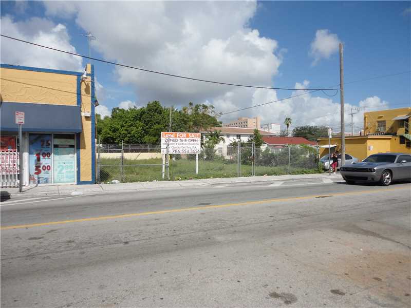 220 NW 8 Ave, Miami, FL 33128 photo 2