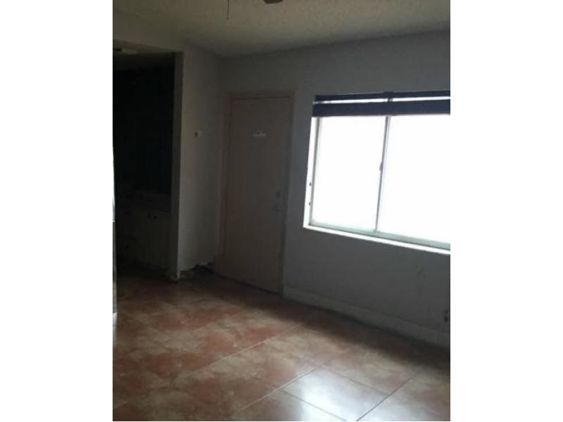 2687 W 69 Te, Hialeah, FL 33016 photo 1