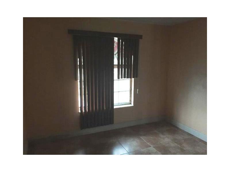 2687 W 69 Te, Hialeah, FL 33016 photo 3