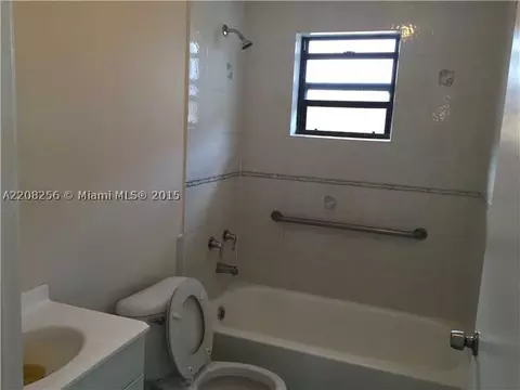 508 E 14 St, Hialeah, FL 33010 photo 5