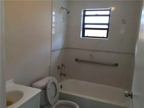 508 E 14 St, Hialeah, FL 33010 photo 6