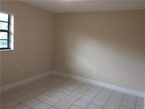 508 E 14 St, Hialeah, FL 33010 photo 8