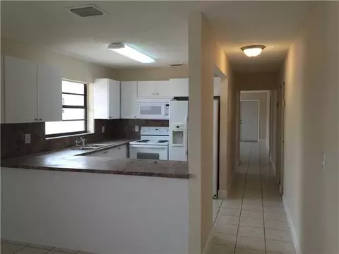 508 E 14 St, Hialeah, FL 33010 photo 5