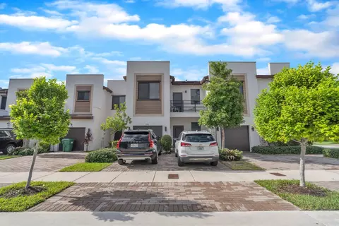 230 NE 208th Ter #230, North Miami Beach, FL 33179