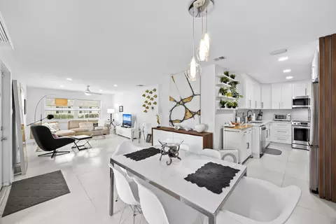 10137 S 40th Way #233, Boynton Beach, FL 33436