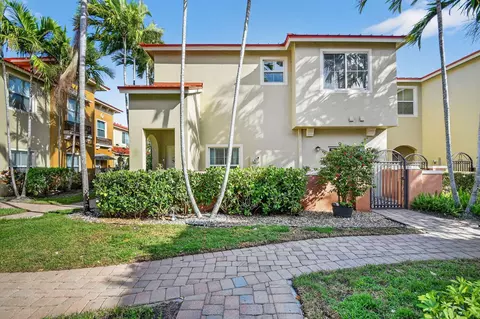 115 Monterey Bay Dr, Boynton Beach, FL 33426