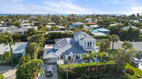 122 Lighthouse Dr, Jupiter Inlet Colony, FL 33469