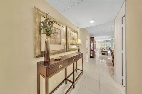 804 Cypress Grove Ln #302, Pompano Beach, FL 33069