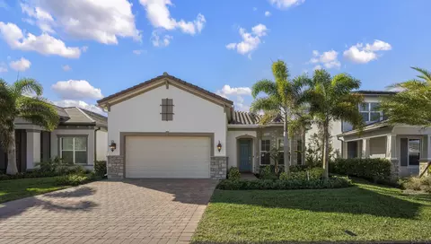 10366 Northbrook Cir, Palm Beach Gardens, FL 33412