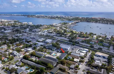 324 W Pine St #11, Lantana, FL 33462