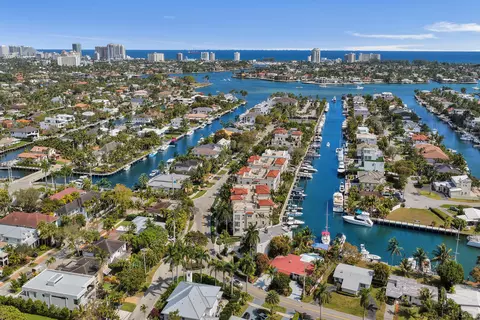 1414 SE 12th St #3C, Fort Lauderdale, FL 33316