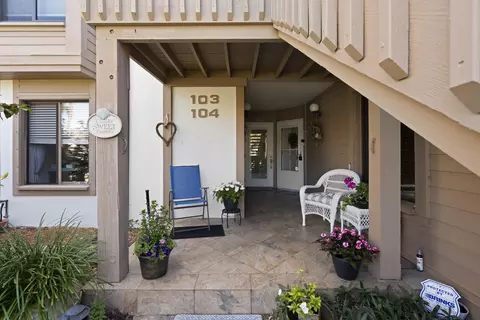 Exterior - 233 NEdgewater Dr #104, Stuart, FL 34996 photo 3 of 13