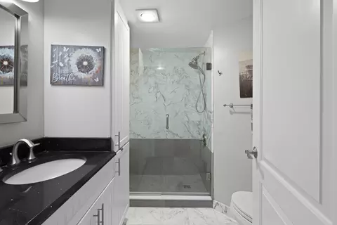 Bath - 233 NEdgewater Dr #104, Stuart, FL 34996 photo 5 of 6