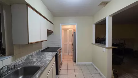 2305 E River Dr, Margate, FL 33063 photo 27