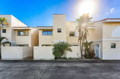 236 SE 10th Ave, Pompano Beach, FL 33060