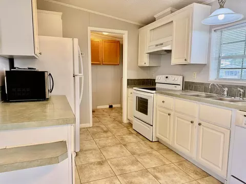 1088 Peach St, Okeechobee, FL 34974 photo 6
