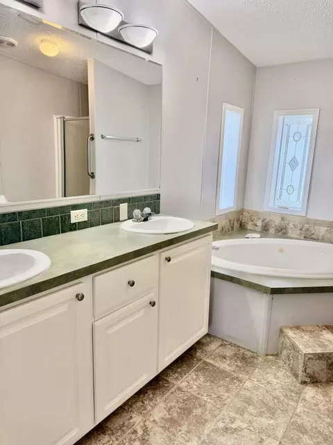 1088 Peach St, Okeechobee, FL 34974 photo 9