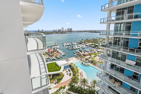 220 Lake Shore Dr #1823, Lake Park, FL 33403