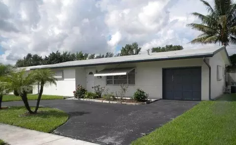 2955 NW 73rd Ave, Sunrise, FL 33313
