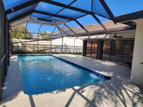 Exterior - 232 River Park Dr, Jupiter, FL 33477 photo 3 of 7