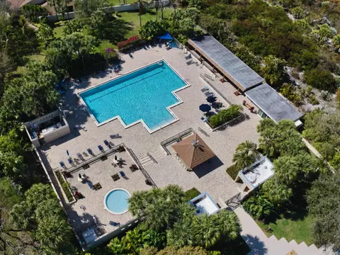 View/Area - 232 River Park Dr, Jupiter, FL 33477 photo 8 of 9