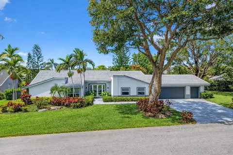 4869 Pineview Cir, Delray Beach, FL 33445