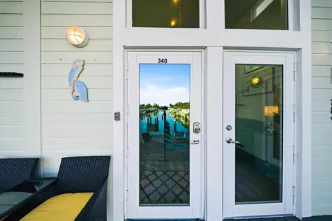Exterior - 350 E Ocean Dr #KEY colony, Key Colony Beach, FL 33051 photo 14 of 15