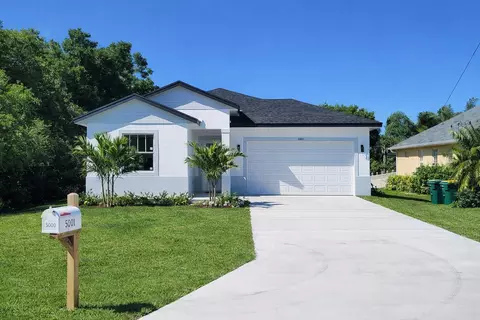 500 Sunset Rd N, Rotonda West, FL 33947