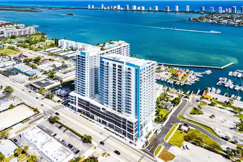 220 Lake Shore Dr #1613, Lake Park, FL 33403