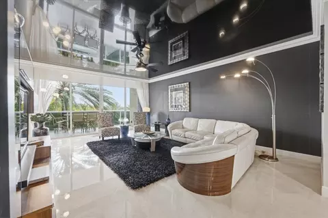 3100 N Ocean Blvd #407, Fort Lauderdale, FL 33308