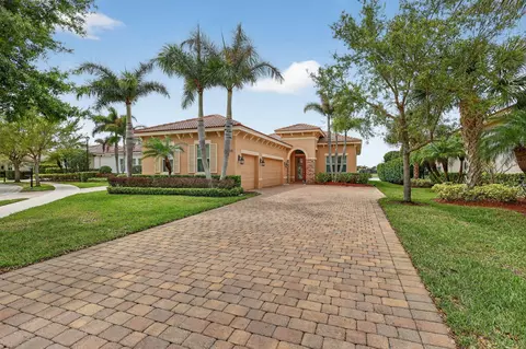 10730 SW Visconti Way, Port Saint Lucie, FL 34986