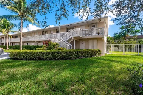 801 Pine Dr #20, Pompano Beach, FL 33060