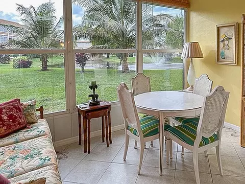 3505 NW 48th Ave #403, Lauderdale Lakes, FL 33319