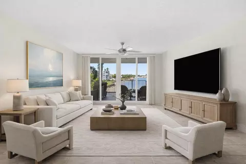 2700 N Federal Hwy #303, Boynton Beach, FL 33435