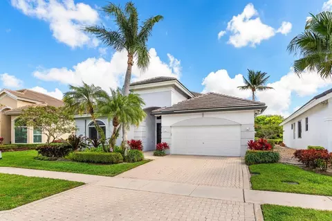 5440 NW 41st Ter, Boca Raton, FL 33496