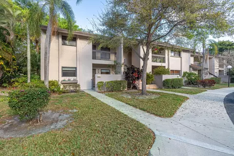 4213 NW 22nd St, Coconut Creek, FL 33066