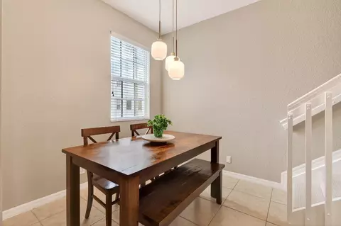 Dining - 355 E Thatch Palm Cir #103, Jupiter, FL 33458 photo 2 of 3