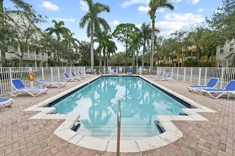 Exterior - 355 E Thatch Palm Cir #103, Jupiter, FL 33458 photo 13 of 15