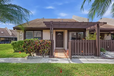8336 NW 37th Pl, Sunrise, FL 33351