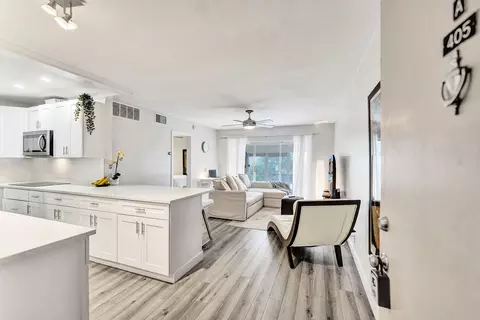 3040 NE 16th Ave #A405, Oakland Park, FL 33334