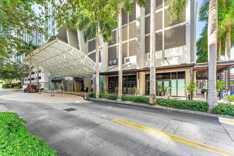 350 SE 2nd St #2860, Fort Lauderdale, FL 33301