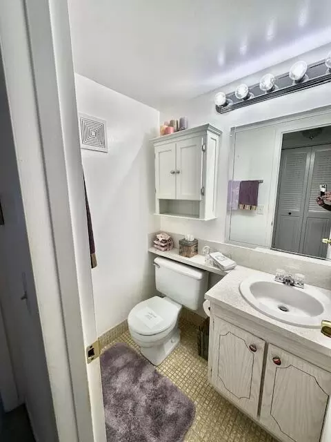 202 Brighton E, Boca Raton, FL 33434 photo 7