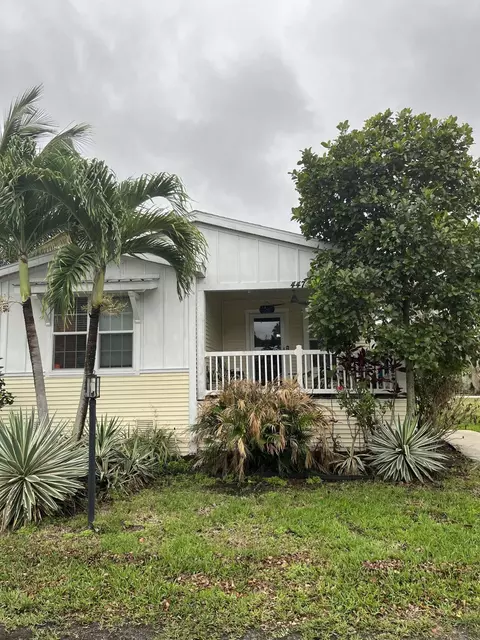 2555 Pga Blvd #447, Palm Beach Gardens, FL 33410