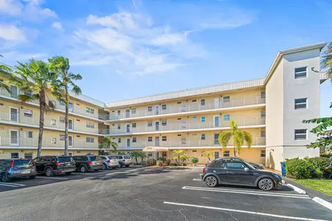 2515 NE 1st Ct #4100, Boynton Beach, FL 33435