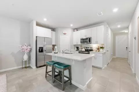 Kitchen - 3905 SE Mentmore Ln, Stuart, FL 34997 photo 1 of 2