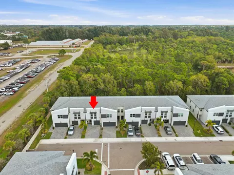 View/Area - 3905 SE Mentmore Ln, Stuart, FL 34997 photo 2 of 8
