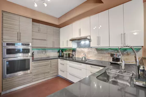 2617 NE 14th Ave #304, Wilton Manors, FL 33334