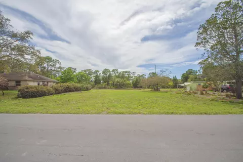 8065 126th St, Sebastian, FL 32958