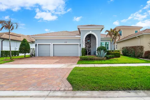 9135 SW Pepoli Way, Port Saint Lucie, FL 34987