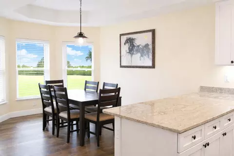Dining - 809 SW 3rd Ave, Okeechobee, FL 34974 photo 1 of 1